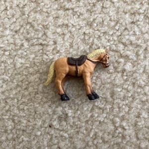 Toy horse
